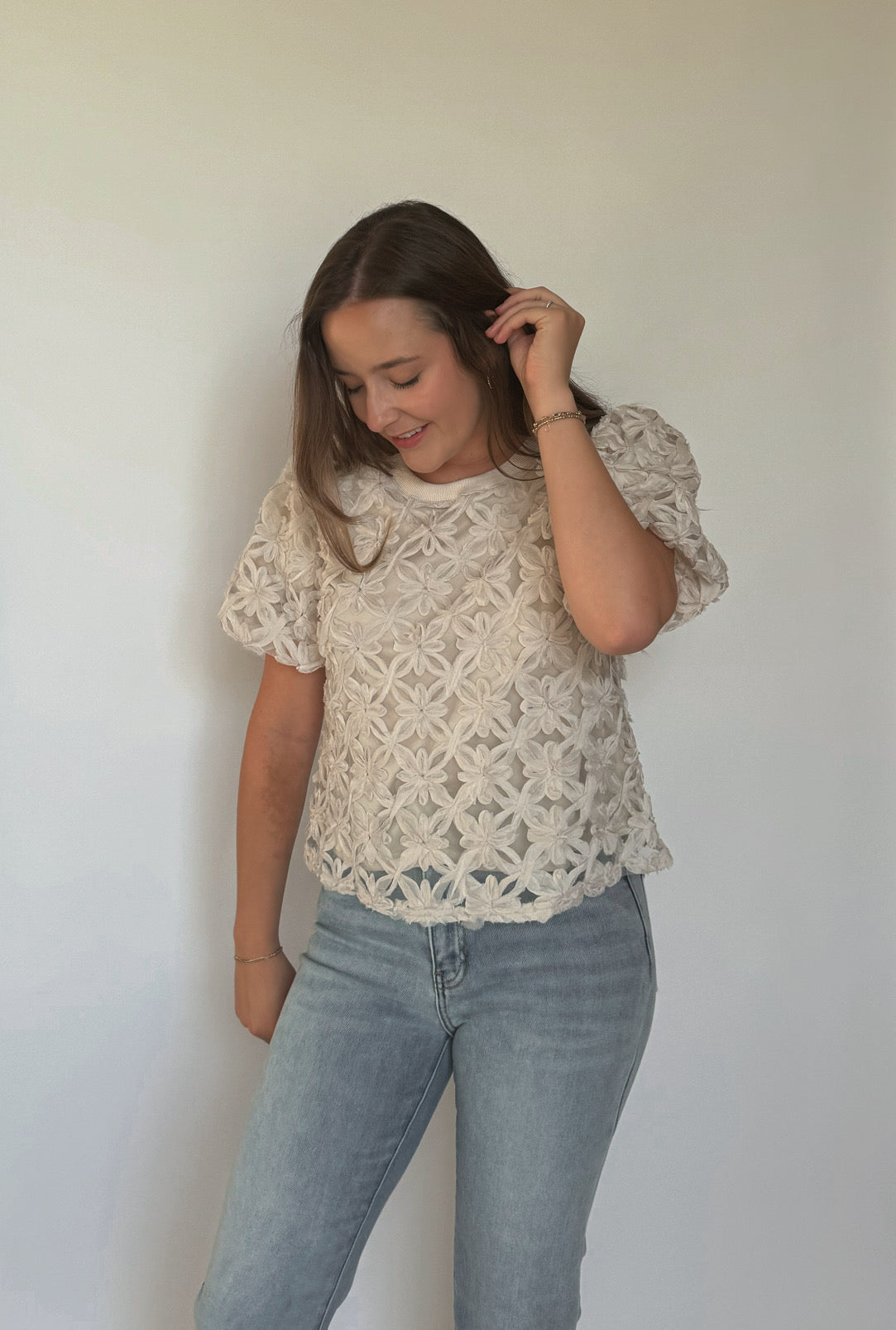 Cream Flower Top